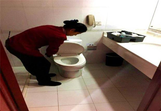 我們在平凡的崗位上向祖國母親致敬2.jpg 我們在平凡的崗位上向祖國母親致敬2.jpg